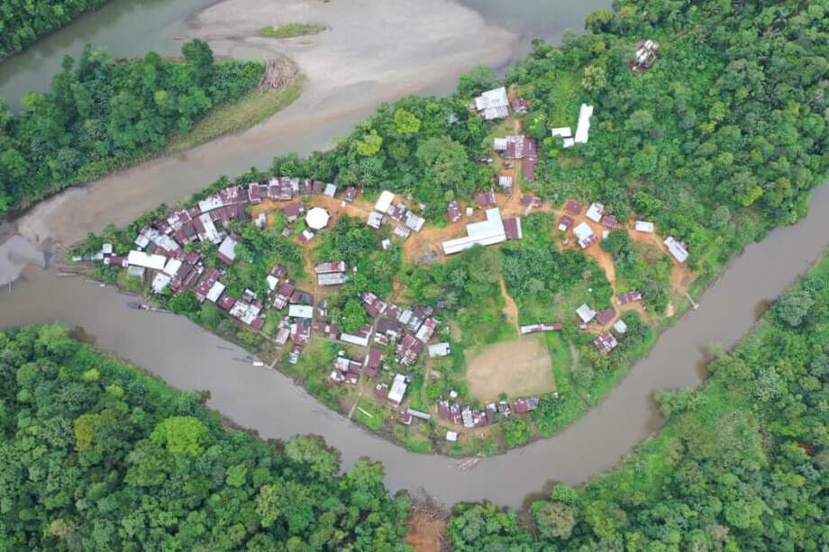 Vista aérea del corregimiento de Pogue, de Bojayá. / Nicolás Achury-El Espectador