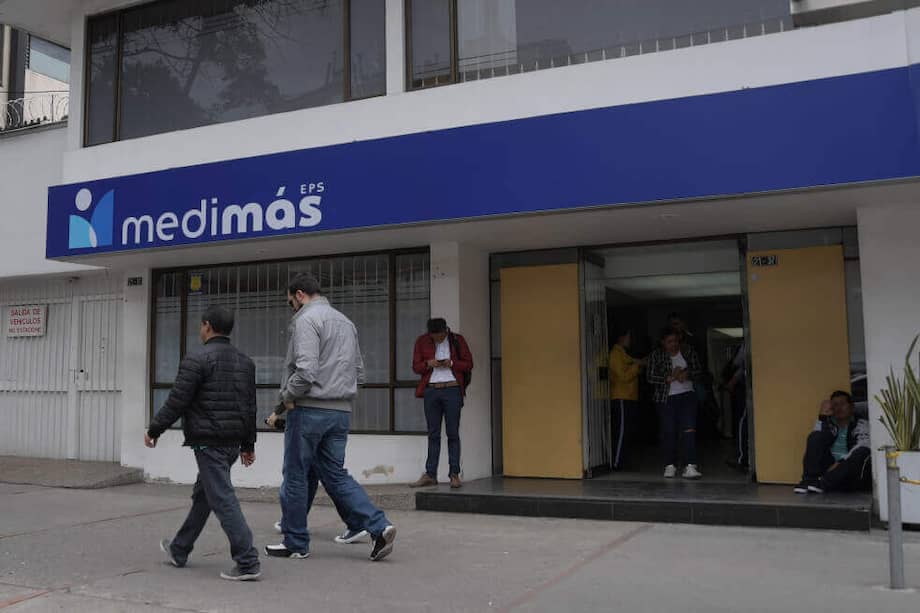 La Procuraduría señaló que la EPS tiene pérdidas mensuales por más de $100.000 millones y que los pasivos ascienden a 2.8 billones de pesos. / Óscar Pérez - El Espectador