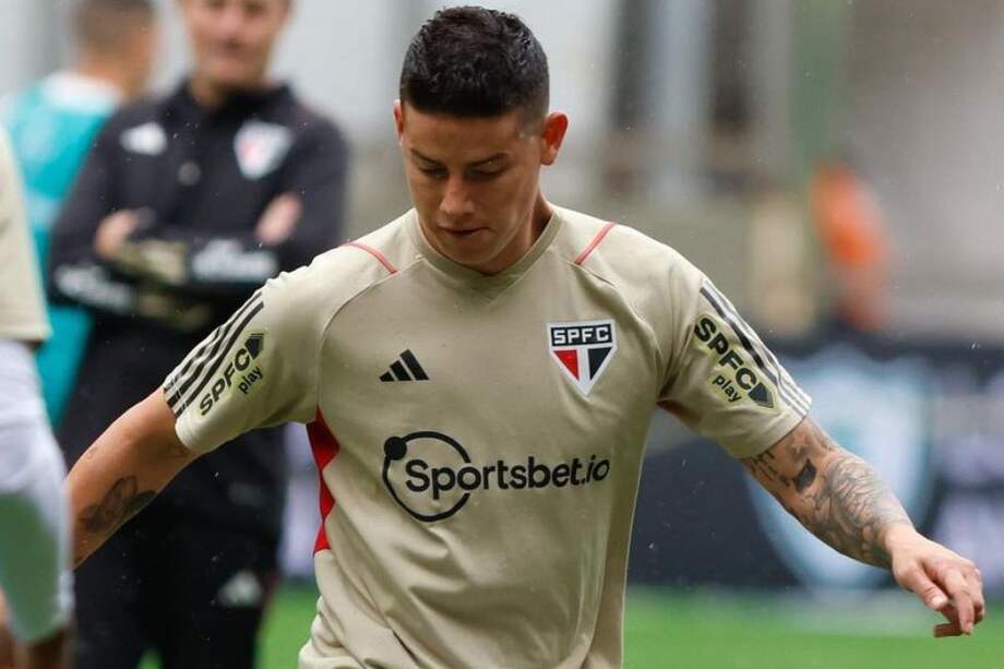 James Rodríguez, con Sao Paulo.