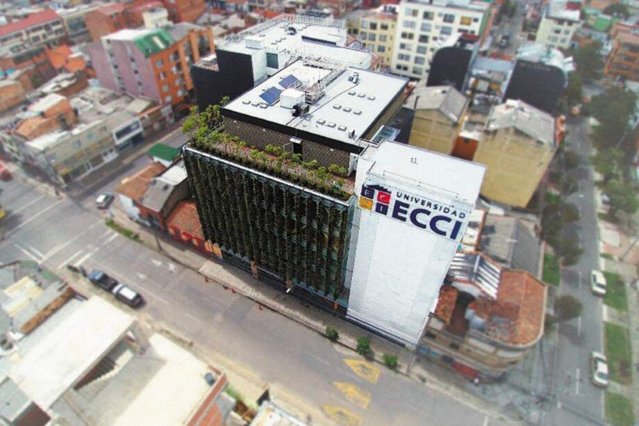 Los programas de posgrado de la Universidad ECCI se caracterizan por su estrecha relación con el sector empresarial.