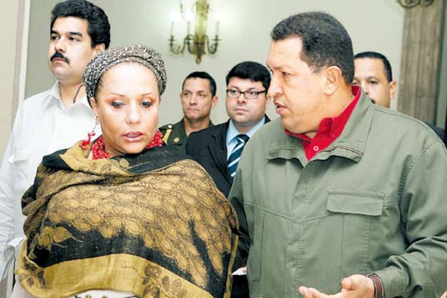 Piedad Córdoba dice que es hija de Chávez y Simón Bolívar