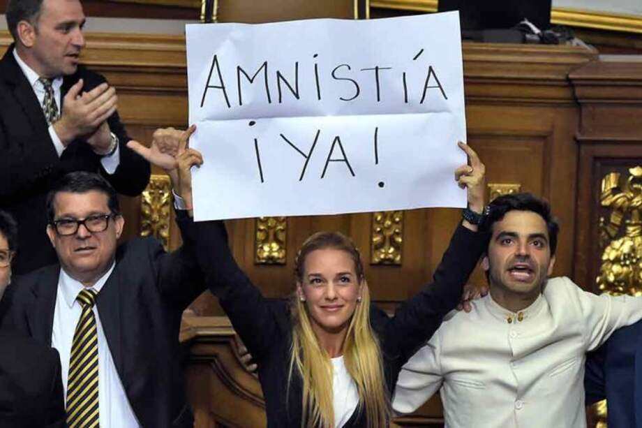 Tribunal supremo venezolano declara nulas actuaciones del Parlamento