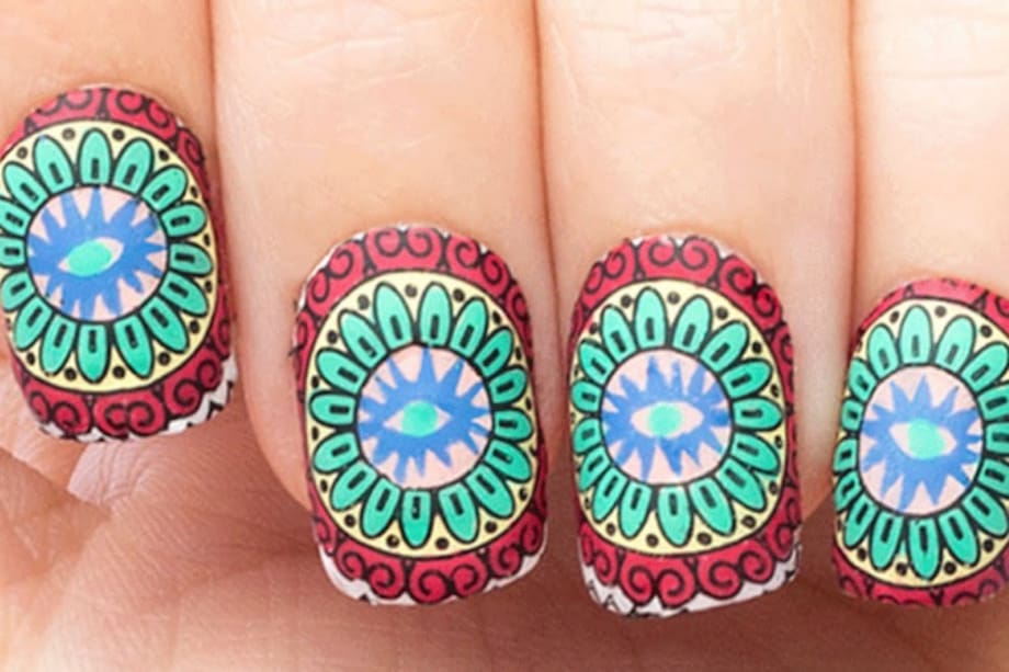Lleva la espiritualidad de los mandalas a tus uñas