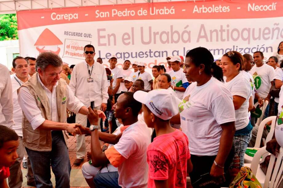 Juan Manuel Santos en el Conversatorio Restitución de Tierras 'Un Camino a la Reconciliación'.