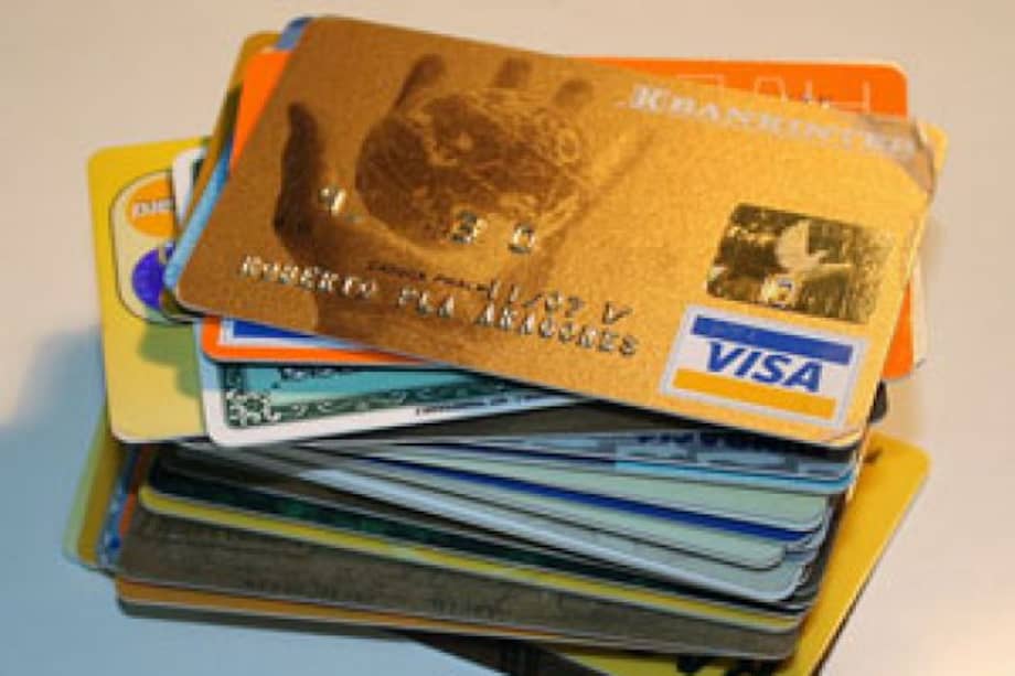 Utilizaban las tarjetas de crédito para comprar electrodomésticos y celulares de alta gama. / Foto referencia