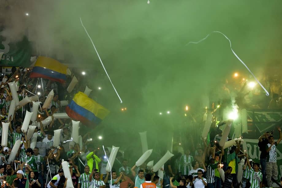 Hinchada de Atlético Nacional durante la final de la Copa Sudamericana. Foto: AFP
