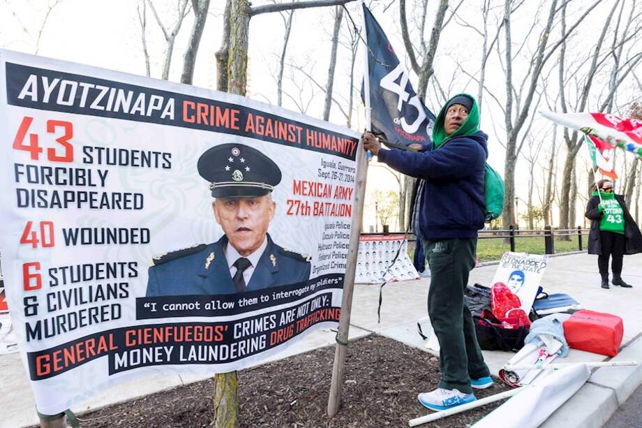 El general y exministro de Defensa Salvador Cienfuegos, quien fue detenido el pasado 15 de octubre, ya fue liberado y enviado a su país