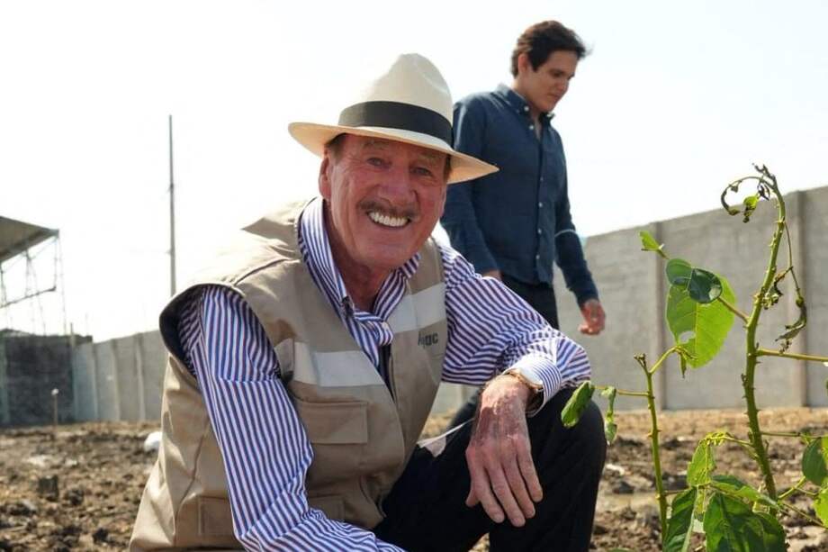 El exdiplomático Colin Armstrong, que es fundador de una gran empresa distribuidora de productos agrícolas con medio siglo en el mercado ecuatoriano, fue secuestrado junto a su pareja durante la madrugada del sábado, en su hacienda.