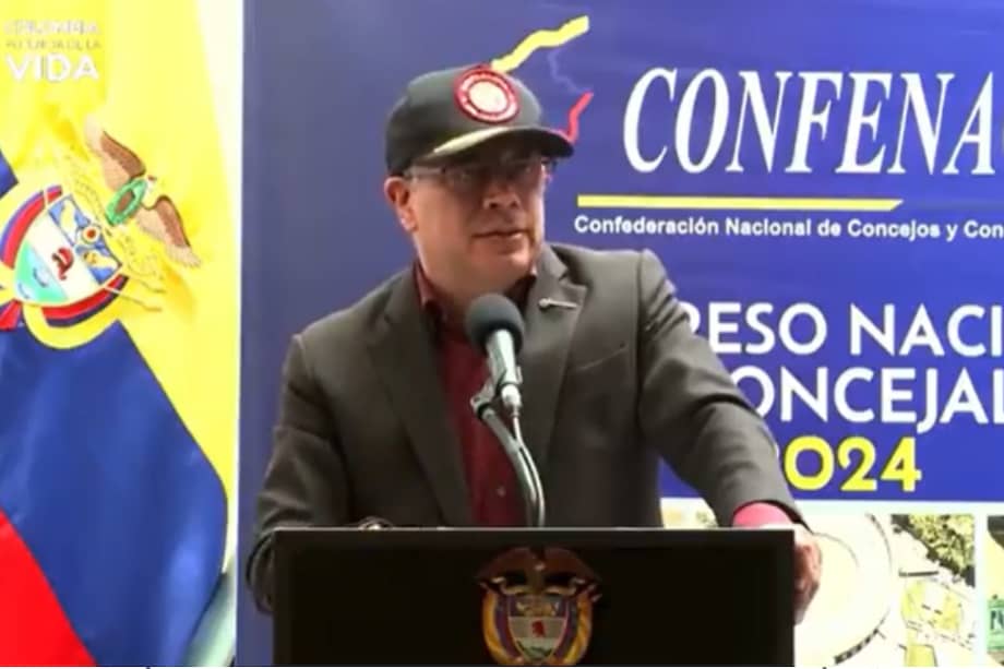 El presidente Gustavo Petro en su intervención en Confenacol.
