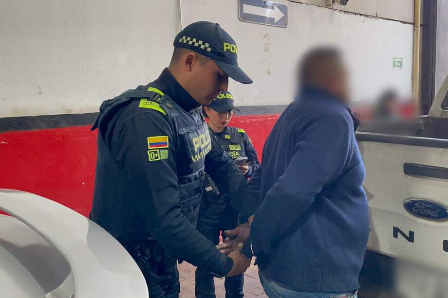 4 capturados por porte de armas, estupefacientes y falsedad marcaria