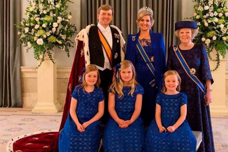 Reina y princesas de Holanda, tres generaciones vestidas de azul