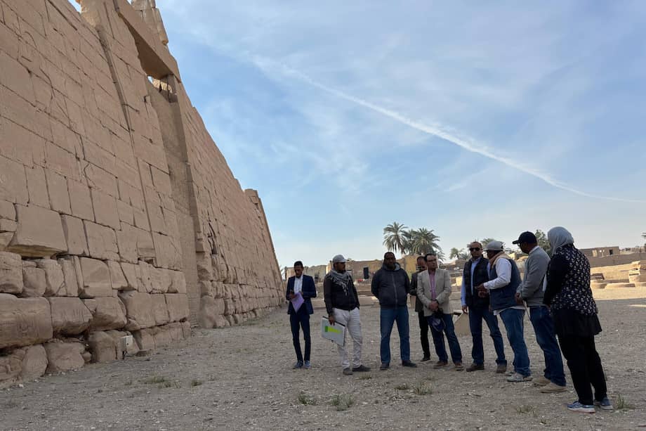 LUXOR (EGIPTO), 30/01/2025.- El Consejo Supremo de Antigüedades de Egipto anunció este jueves el inicio de la restauración del templo de El Ramesseum, erigido por Ramsés II en la orilla occidental del río Nilo, en la ciudad meridional de Luxor, con el objetivo de preservar uno de los templos más emblemáticos del antiguo Egipto. EFE/ Ministerio De Turismo Y Antigüedades De Egipto SÓLO USO EDITORIAL/SÓLO DISPONIBLE PARA ILUSTRAR LA NOTICIA QUE ACOMPAÑA (CRÉDITO OBLIGATORIO)