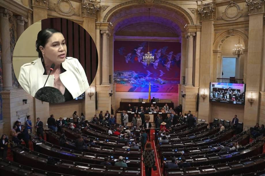 Solo unos pocos congresistas -10 representantes y 8 senadores- permanecían cuando se tomó la decisión de levantar la sesión.