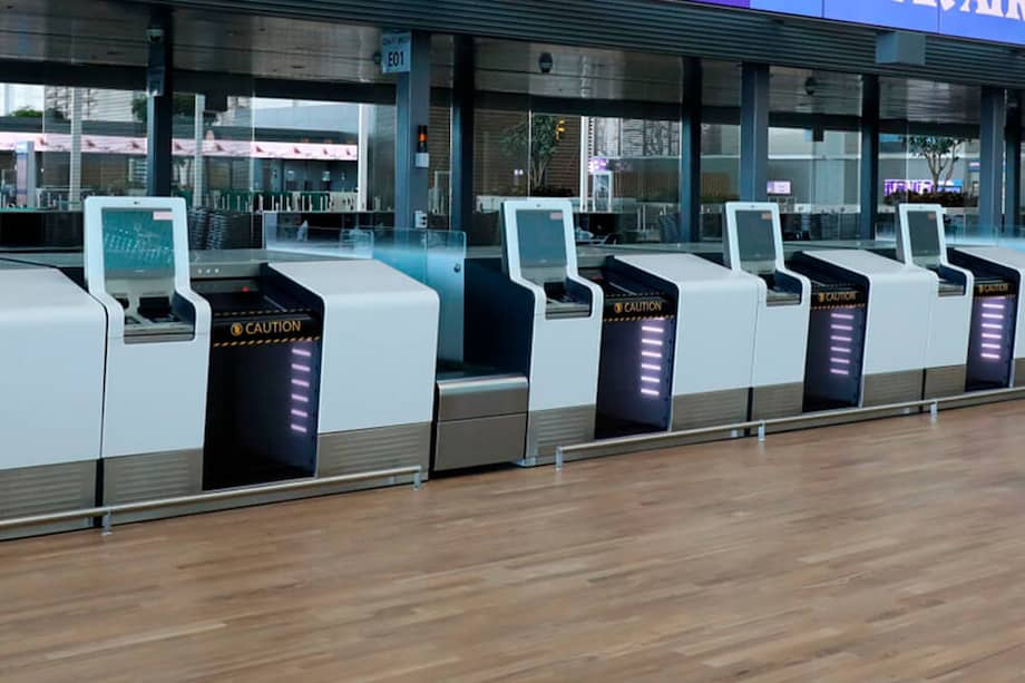 El Aeropuerto El Dorado estrenó en enero un sistema de autodespacho de equipaje. Imagen de referencia. / Bloomberg