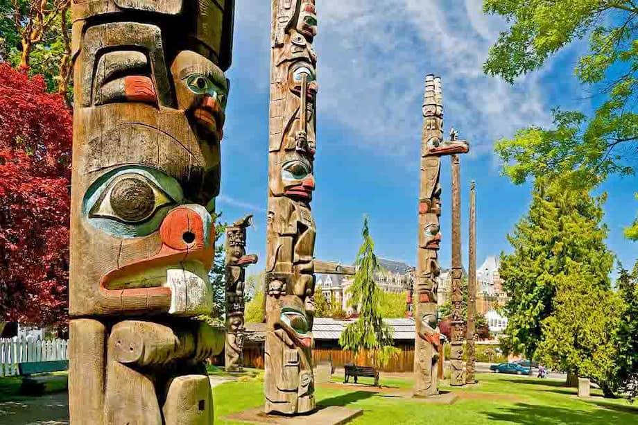 Los nueve tótems en Stanley Park son la atracción más visitada de Vancouver. / 123rf