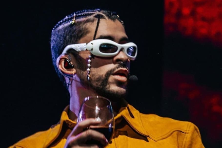 El cantante ha sido demandado por una suma millonaria, al parecer, por derechos de autor.