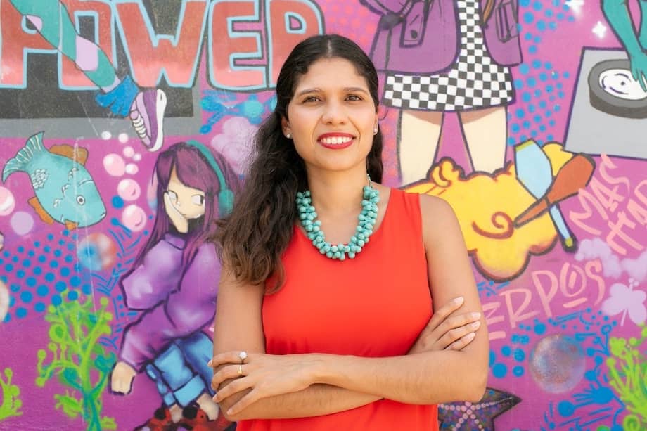 Juliana Martínez Londoño. Doctora en Ciencias Humanas y Sociales. Integrante de La Mesa por la Vida y la Salud de las Mujeres y el Movimiento Causa Justa, y exsecretaria de las mujeres de Medellín.