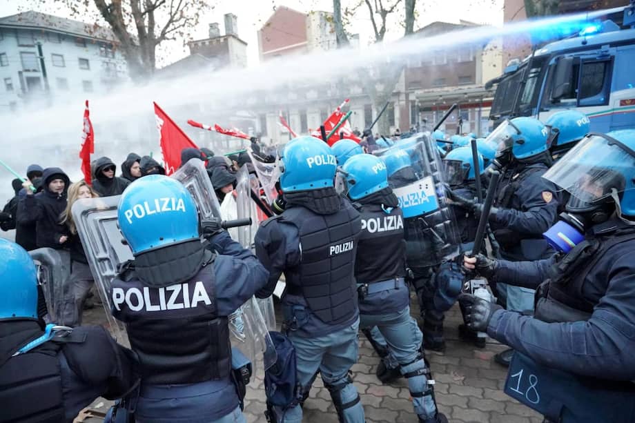Imagen de referencia de agentes policiales en Italia.