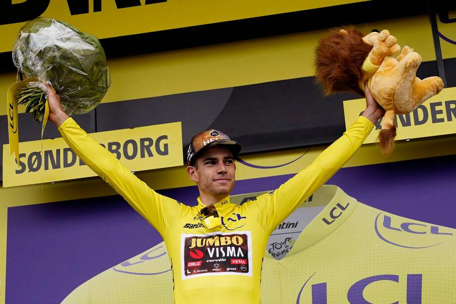 Wout van Aert quedó segundo en la tercera etapa pero siguió siendo el líder de la 109° edición del Tour de Francia: