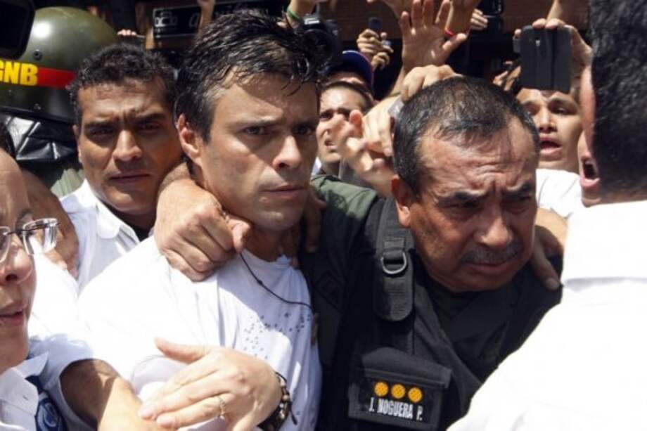 EE.UU. "preocupado" por "falta" de garantías judiciales para opositores en Venezuela