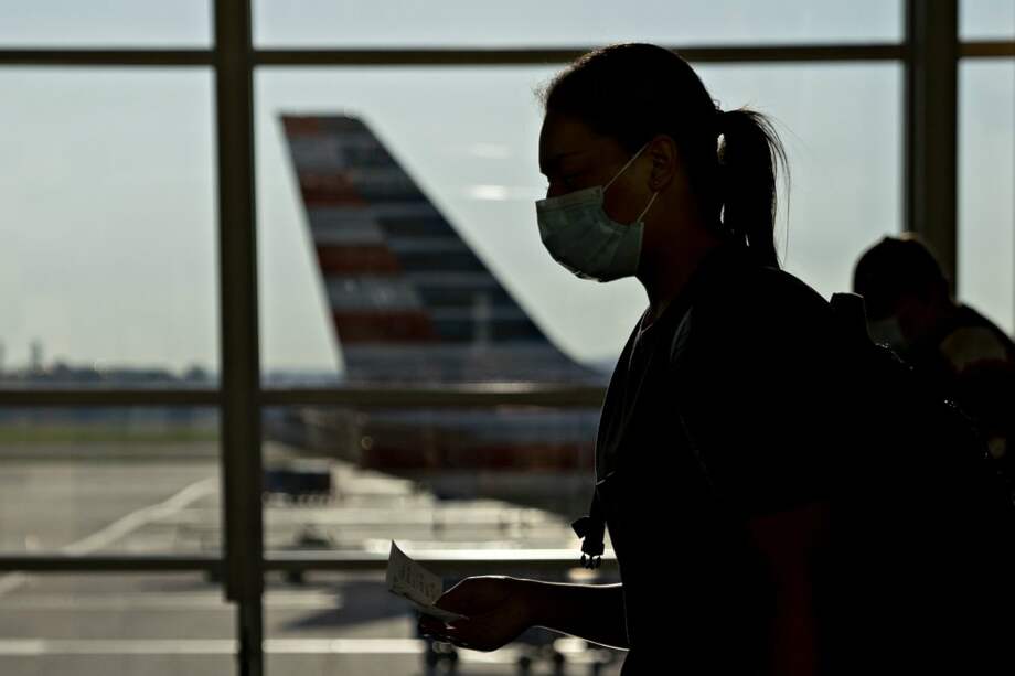 La demanda de viajes dentro de Estados Unidos se encuentra en alrededor del 40% de los niveles del año pasado.