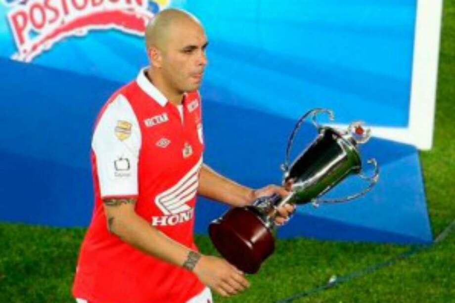 Omar Pérez, estelar volante de Santa Fe. / Archivo El Espectador