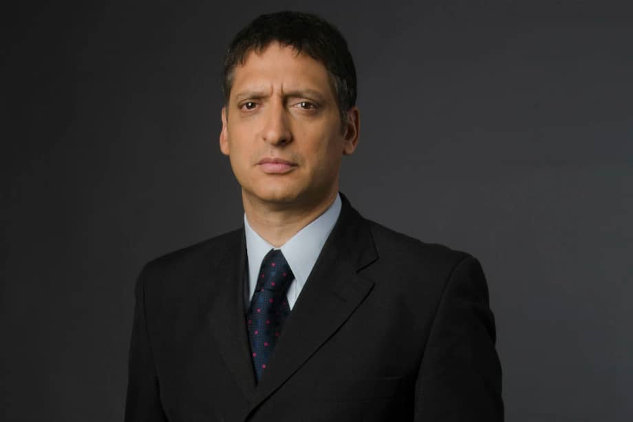 Walter Safarian confiesa que le es difícil salirse de su papel de periodista y convertirse en un apasionado en la tribuna. / Cortesía Fox Sports