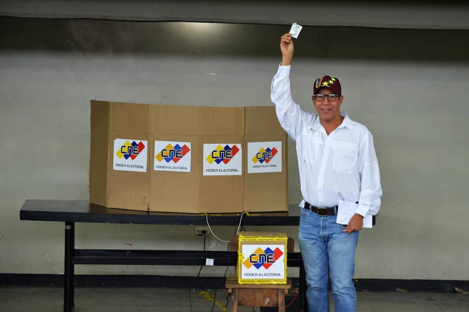 El candidato Henry Falcón desconoció el proceso electoral en Venezuela. / AFP