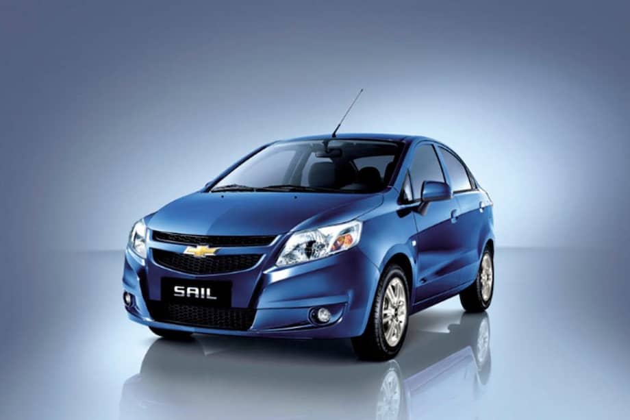 El Sail es una buena opción para los amantes de la marca Chevrolet Se comercializa en cuatro versiones sedán y dos hatchback. Viene equipado con un motor de 1.4 litros de 16 válvulas, con una potencia de 102 caballos. Se acopla a una caja manual de cinco velocidades.