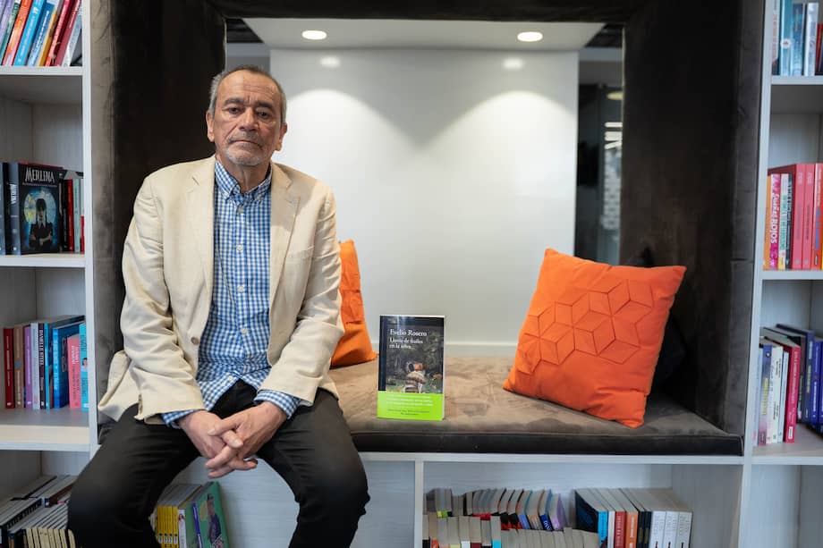 Evelio Rosero, escritor bogotano y autor de libros como "Los ejércitos", "Toño ciruelo" o "La carroza de Bolívar".