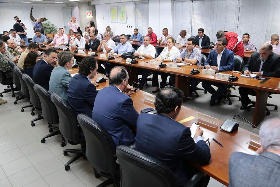 Reunión de gobernadores y alcaldes a propósito de la contingencia en Hidroituango. / Cortesía - EPM