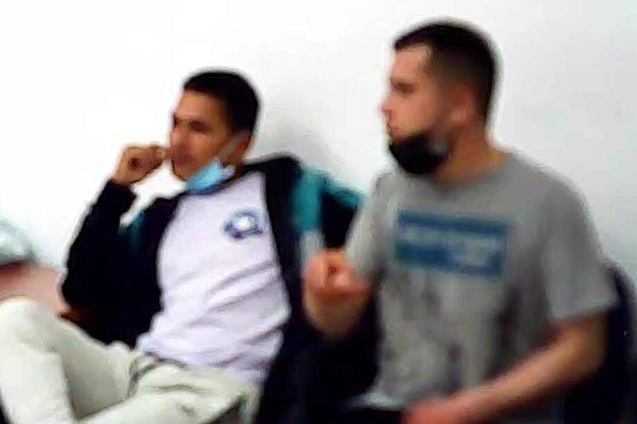 La Fiscalía señaló que los uniformados también comercializaban la droga al interior de la estación de Policía, y el costo dependía de su pureza, el bazuco podía valer $5.000, la cocaína $10.000 y el 'Tusi' $70.000.