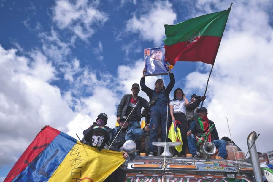 Miembros del Consejo Regional Indígena del Cauca y de las primeras líneas de otras ciudades llegaron para apoyar las movilizaciones.