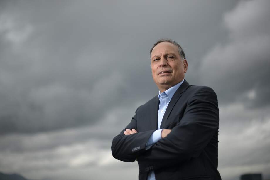 Capitán (r) Carlos Alberto Dulce Pereira, autor del libro “El fuero militar en Colombia”. / Mauricio Alvarado