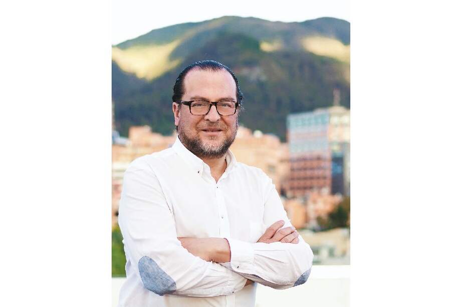 Según Jose Leonardo Valencia, parte del éxito de la Fundación Universitaria Areandina ha sido la recuperación de la esencia humana a partir de la innovación.