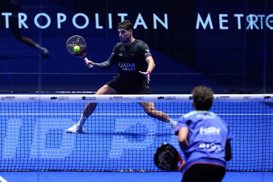 Imagen de referencia: semifinal masculina de Madrid Premier Pádel con Mike Yanguas y Coki Nieto contra Arturo Coello y Agustín Tapia en el MoviStar Arena de Madrid.