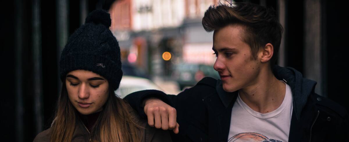 4 signos que te enamoran pero no te corresponden