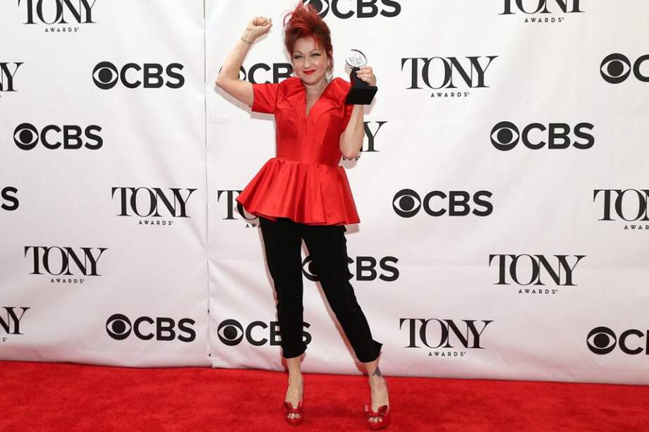 Cyndi Lauper en los premios Tony 2013. / AFP