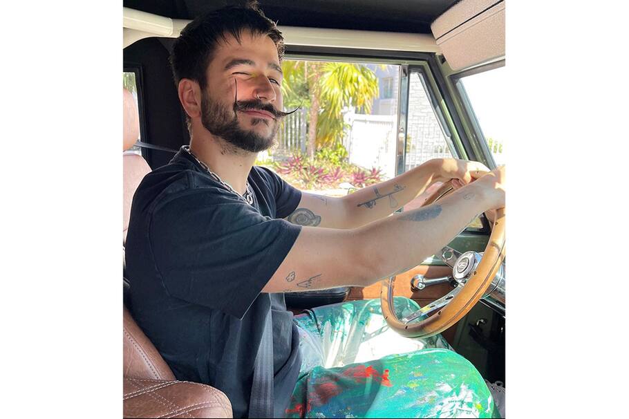 Camilo, padre de Índigo, habló sobre su desempeño a la hora de cambiar pañales, y dijo que dirige el área gastronómica de su hogar, para alegría de su esposa Evaluna.