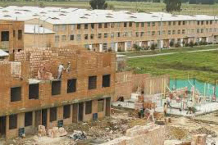 Constructoras destacan nuevos planes de vivienda del Gobierno