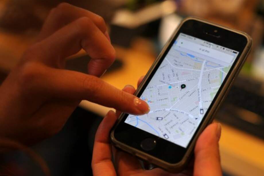 La controversia de Uber radicó en que, usando vehículos de una modalidad de transporte diferente, quiso prestar un servicio individual. / Andrés Torres - El Espectador