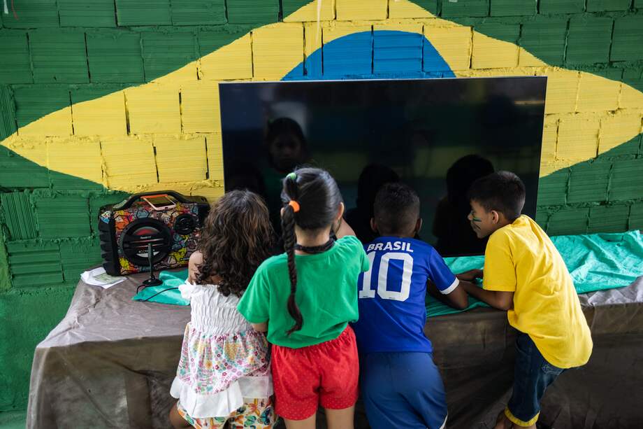 Como “alarmante”, así catalogó la Procuraduría el incremento de las cifras de violencia en contra de niños, niñas y adolescentes. El Ministerio Público hizo un llamado para evitar ese tipo de vulneraciones. Un informe de Medicina legal da cuenta que los homicidios en niños aumentaron con relación al año pasado. EFE/ Raphael Alves