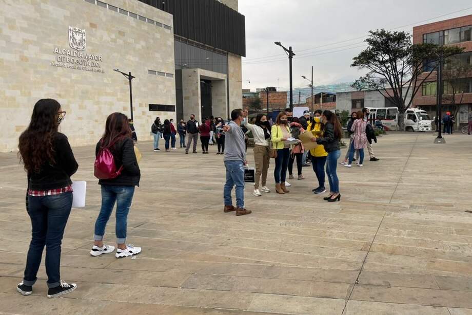 Entre el Gobierno Nacional y la Alcaldía de Bogotá aportarán el 80 % de la nómina a empleados nuevos.