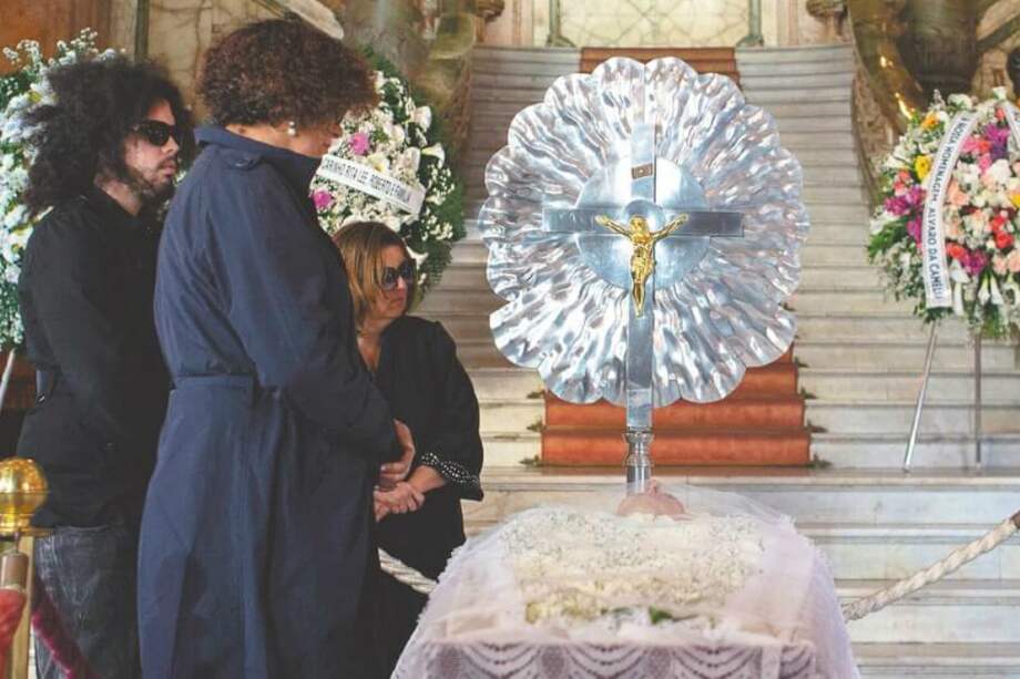 En el Theatro Municipal de Río de Janeiro, centenares de brasileños despidieron a Joao Gilberto. Ian Cheibub / AFP