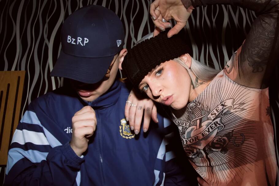 El argentino Bizarrap ha realizado otras colaboraciones con artistas como Shakira, Residente y Peso Pluma.