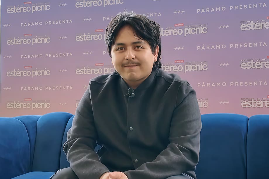 “Estar rodeado de tantos proyectos me inspiró. Tenía amigos que trabajaban todo el día y en la noche tocaban. Eso me parecía increíble”, Macario Martínez, cantante mexicano.