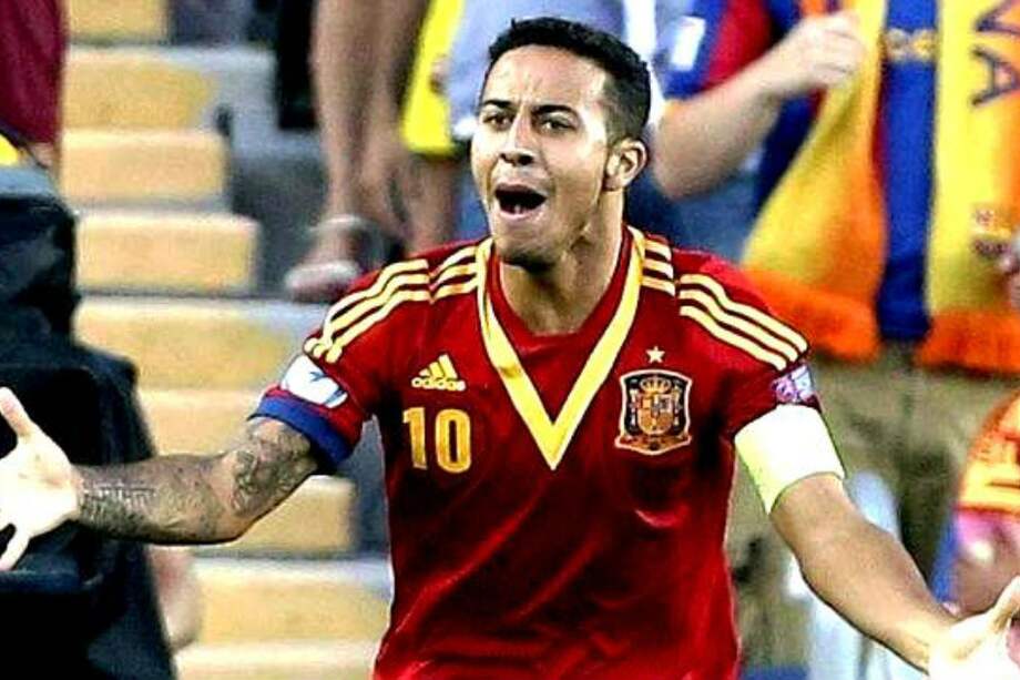Thiago Alcantara es además centrocampista del Barcelona