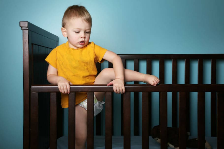 Cuándo pasar de la cuna a la cama