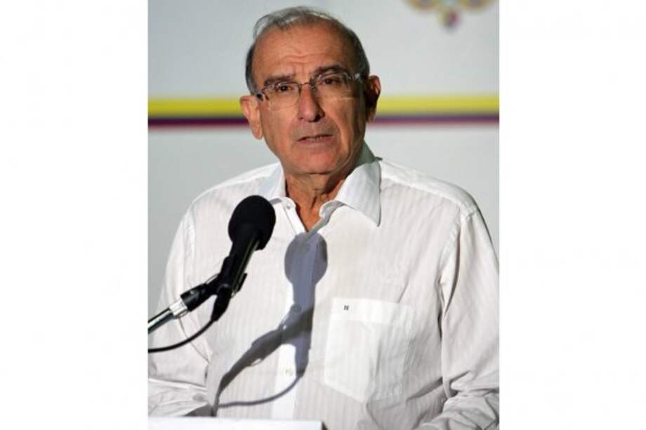 Es obligación del Gobierno agilizar aplicación de paz: Humberto de La Calle