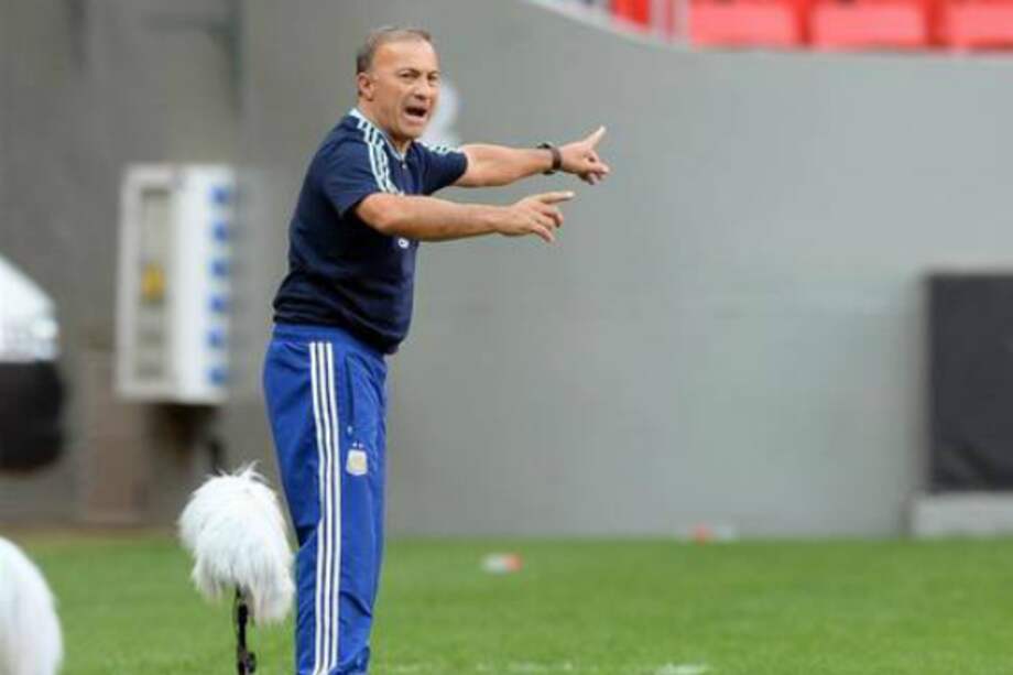 Julio Olarticoechea, exfutbolista y entrenador argentino. / AFP